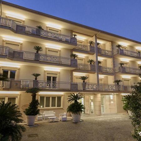 Green Park Hotel Мерколяно Екстериор снимка