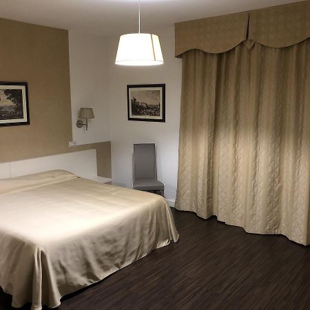 Green Park Hotel Мерколяно Екстериор снимка
