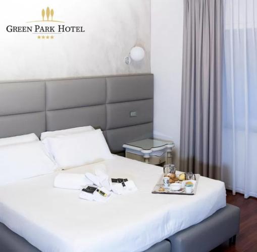 Green Park Hotel Мерколяно Стая снимка