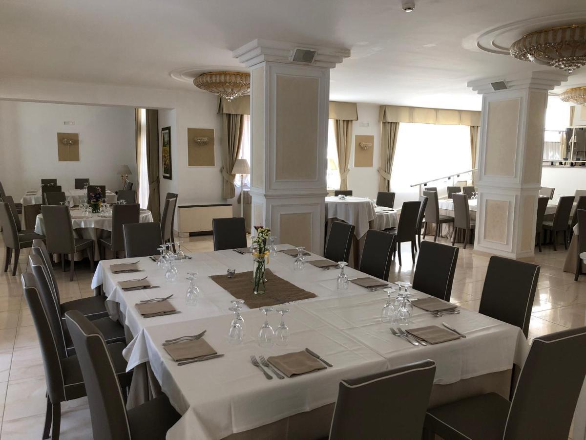 Green Park Hotel Мерколяно Екстериор снимка
